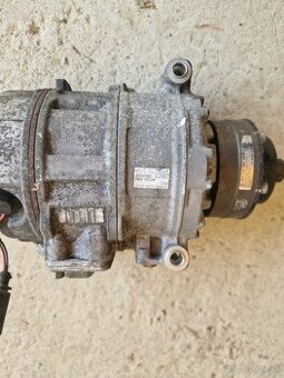 Audi s4 b6 klimakompresor 8E0 260 805 A