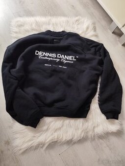 Dennis Daniel oversize pulover
