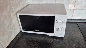Mikrovlnka Samsung