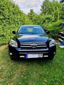 Toyota Rav4 2,2 D, 4x4, manuál, diesel, r.v. 2008, SUV