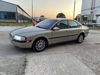 Volvo s80 d5 120 kw poprosim SMS