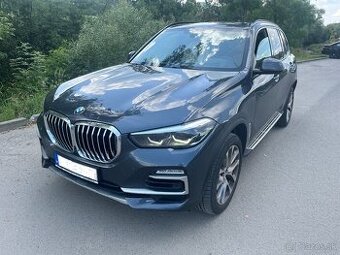 BMW X5, model 2021, 3.0d 210kw, 1. majiteľ