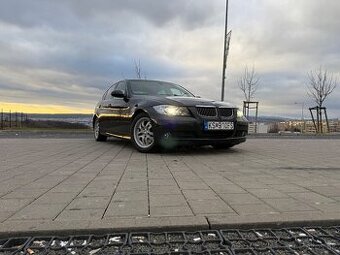 BMW E90 320D