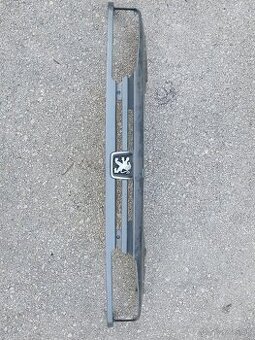 Predný nárazník Peugeot