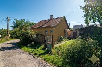 Exkluzívne na predaj dom s dvorom a záhradou o rozlohe 207m2