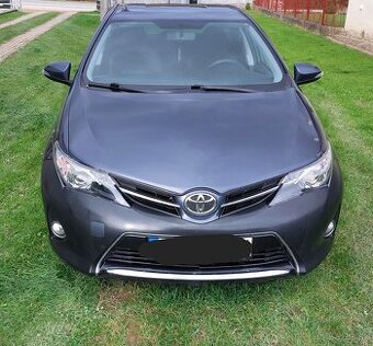 Toyota Auris 1.6 Valvematic Benzín - Plyn