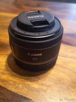 Canon RF 50mm f/1.8 STM