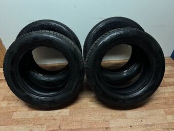 ⬇️225/60 R17 zimné ⬇️