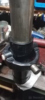 Predám hydraulický piest