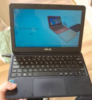 Asus X205t