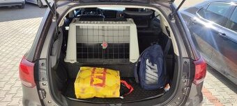 Prepravný box pre psa do auta