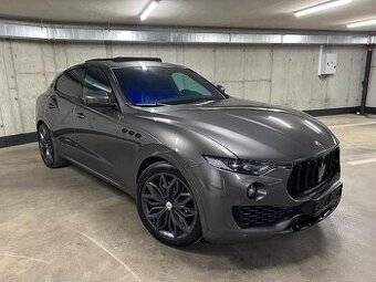 Maserati Levante SQ4 Gransport