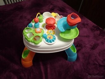 Hrací stolík Clementoni