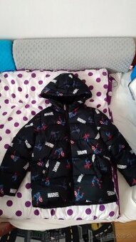 zimná bunda č.122/128 spiderman
