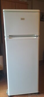 chladnička s mrazničkou Zanussi CT 235