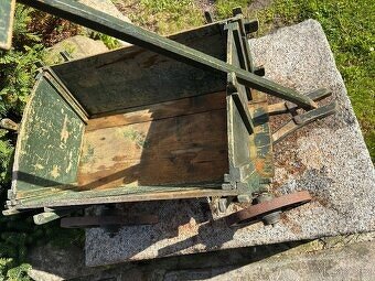 Straožitný žebřiňáček