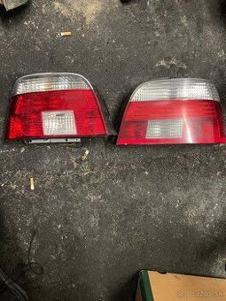 Predám zadné svetla na BMW e39 sedan