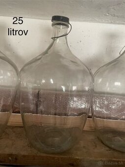 demizon 25 litrov