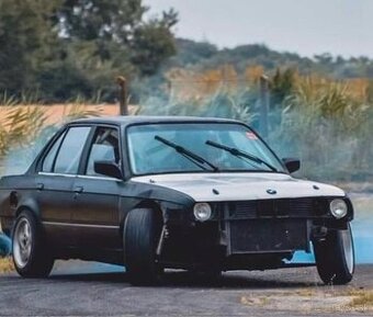 Predám/vymenim BMW e30 330i