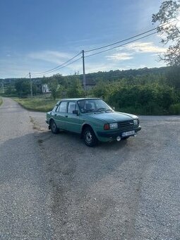 Škoda 120L