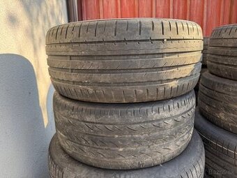 4x Letné Pneu 235/45 r17