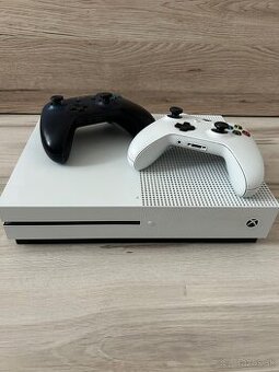 Xbox One S 500 GB + 2 ovládače