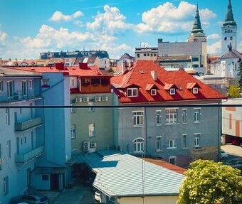 Prenájom exkluzívneho 2-izbového bytu v centre Žiliny s