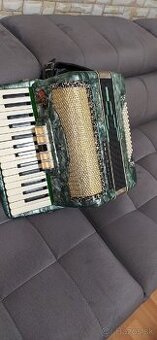 Na predaj. Akordeón, Harmonika, Weltmeister 60 basovu.