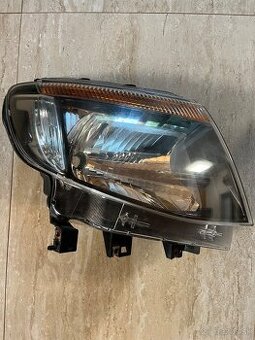 Pravé predné svetlo Ford Ranger