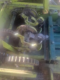 Balikovač claas markant 40