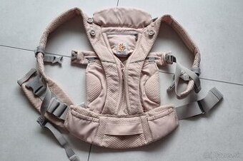 Ergobaby omni breeze
