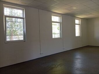 Komerčné priestory ,Trenčín, Za mostami.