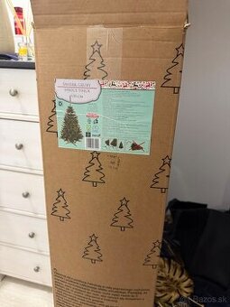 Vianočný stromček aj zo stojanom