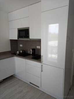 Prenájom garsónka s balkónom Trnavská cesta