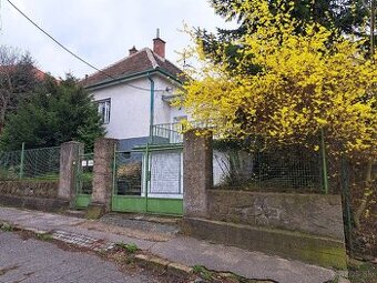 Rodinny dom pri horskom parku na Šípkovej ul.