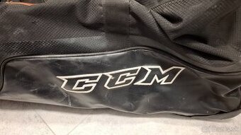 Predám hokejový vak CCM - SR s kolieskami