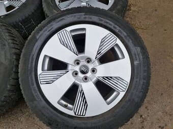 Alu kola Audi E-Tron Aero r19" 80% vzor