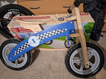 Drevené detské odrážadlo Lidl