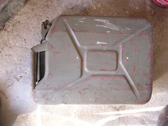 20l kovový kanister