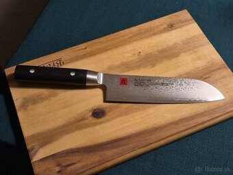 Japonský Santoku nôž Kasumi Masterpiece VG-10 Damascus 18 cm