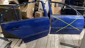 Škoda Superb 1 pravé zadné dvere