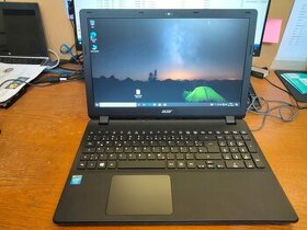 rozpredám notebook Acer extensa 2508