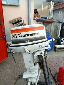 Predám  závesný motor Johnson 25 hp