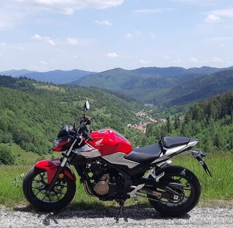 Honda cb500f 2020