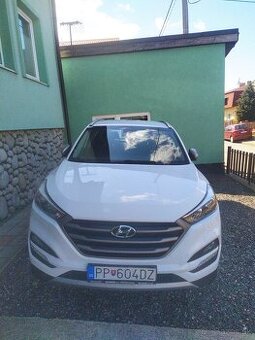Hyundai tuscon 4x4 2.l 100kw diesel