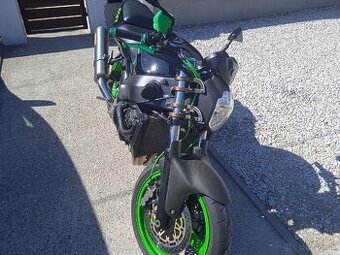 Kawasaki zx6r