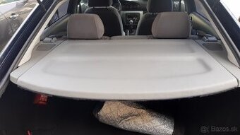 Plato v kufri Octavia 1 plus vnútorný plast zadnej kapoty