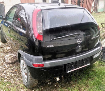 Rozpredám Opel Corsa r.v. 2001 1.7. DTi