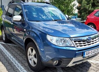 SUBARU FORESTER BENZIN MANUAL+ REDUKCIA+ AWD+ ŤAŽNÉ