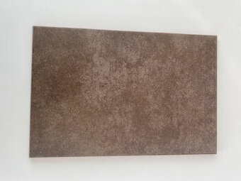 EM ACANTO MARRÓN 20x30